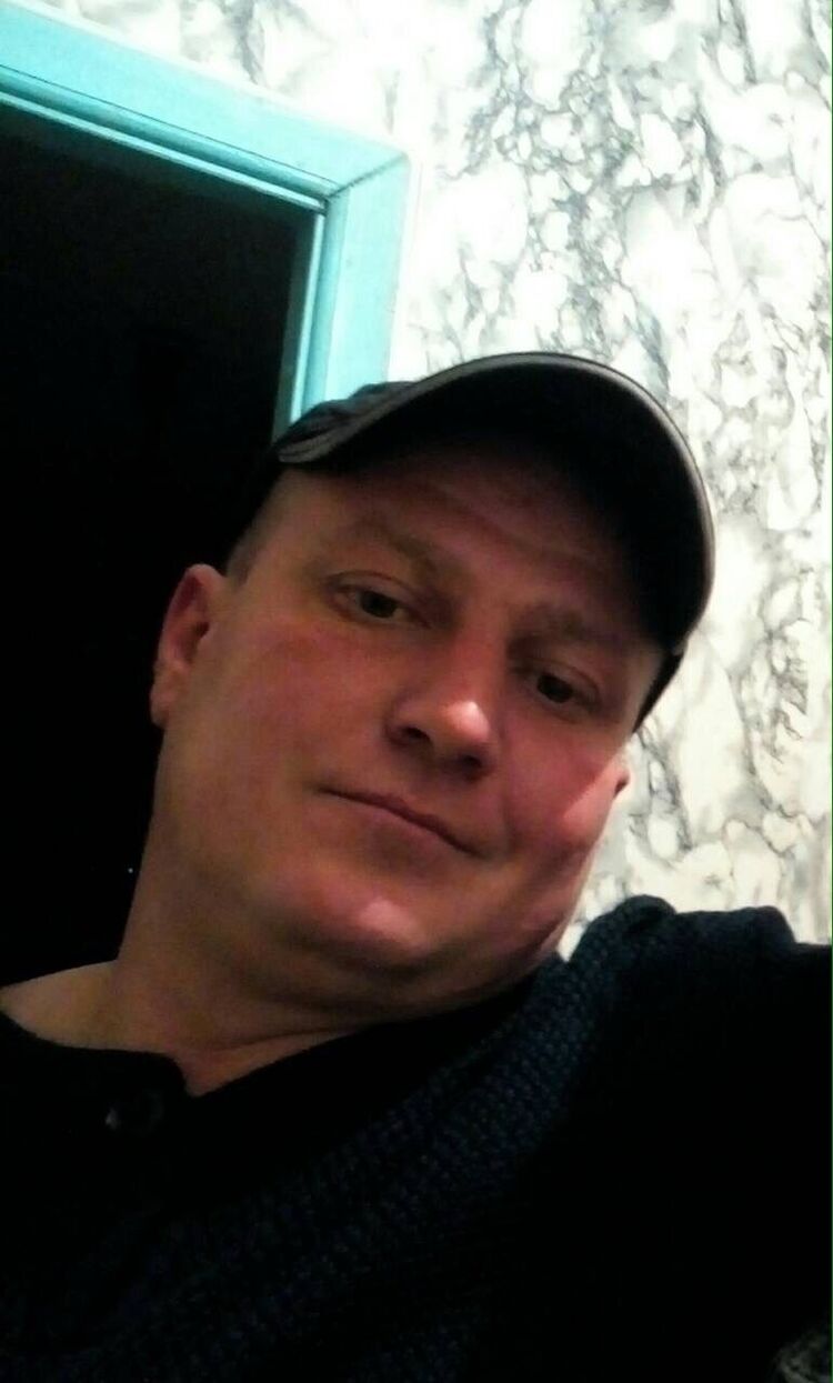  54587731  Alexander, 43 ,    