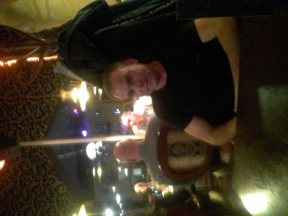  ,   Valentin, 48 ,   ,   , c 