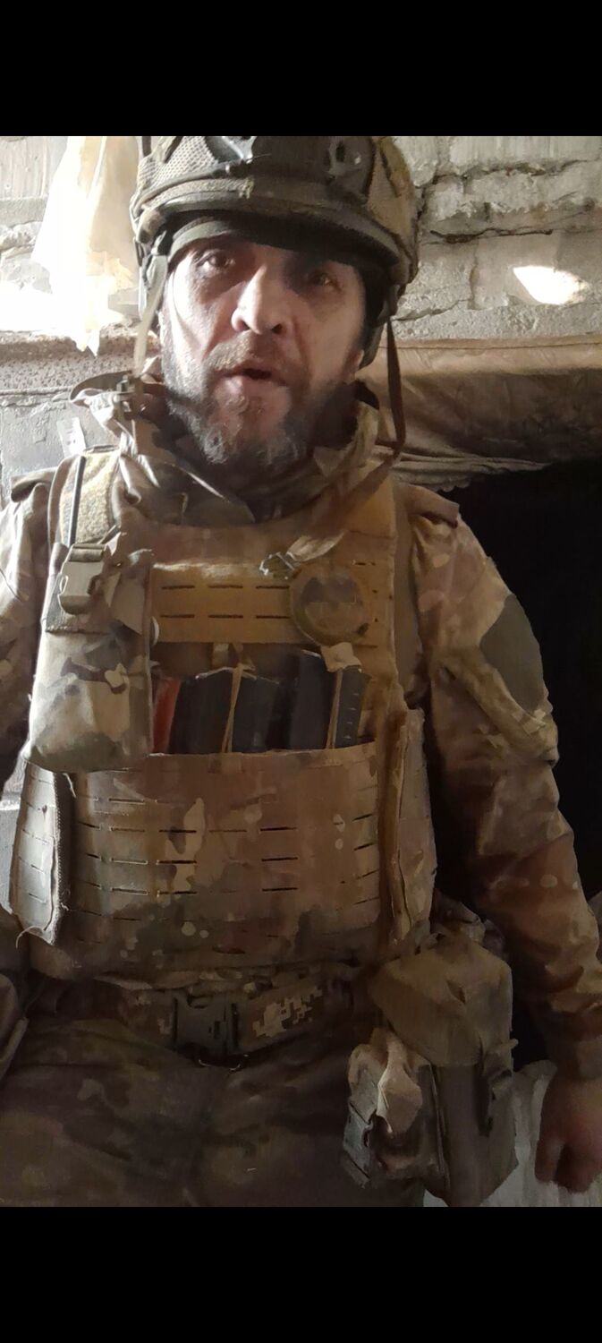  51984641  , 44 ,    -