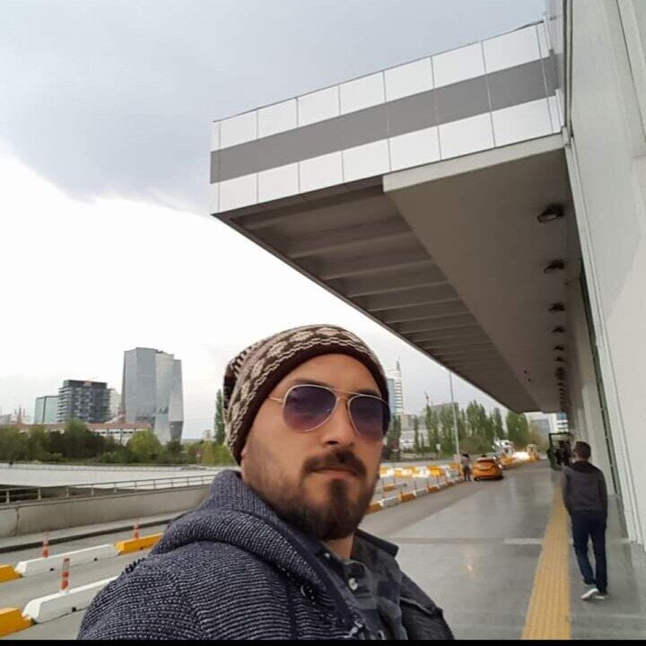  52228281  Erkan, 35 ,    