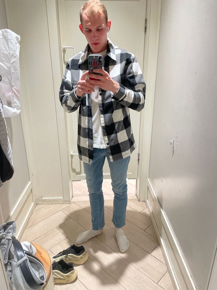  44605061  , 25 ,    