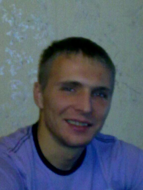  ,   Denis, 38 ,   ,   