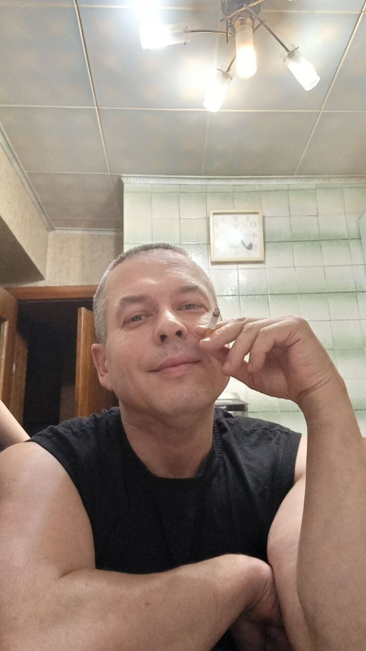  42884191  , 53 ,    