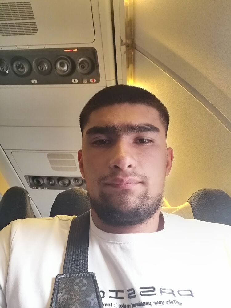  ,   Jonik, 25 ,     , c 