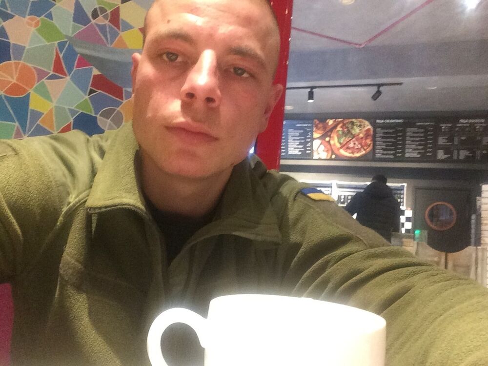  ,   Evgen, 27 ,   