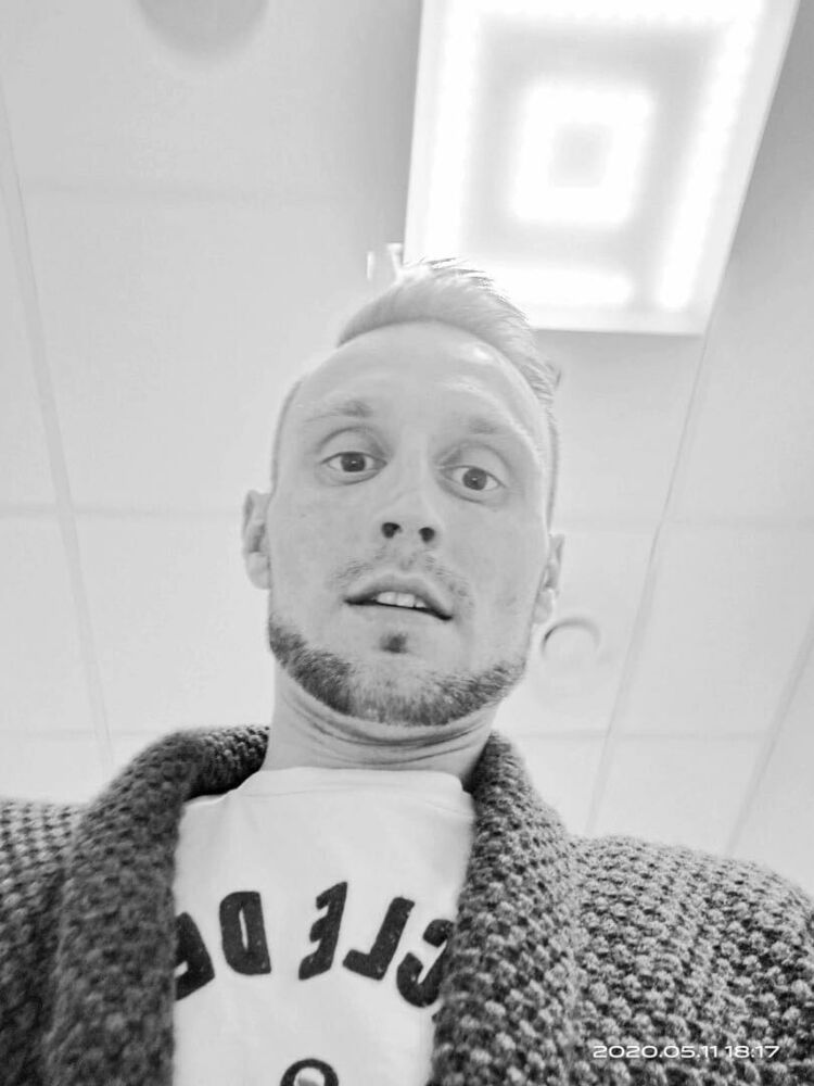  36641491  Alex, 37 ,    