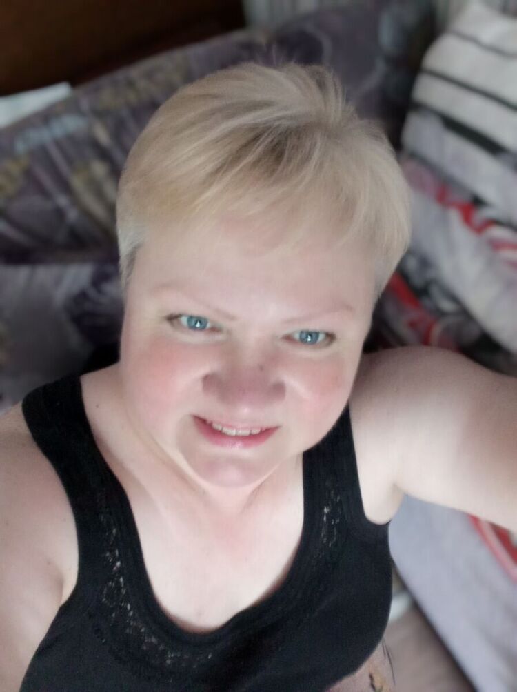  21199941  Natali, 57 ,    