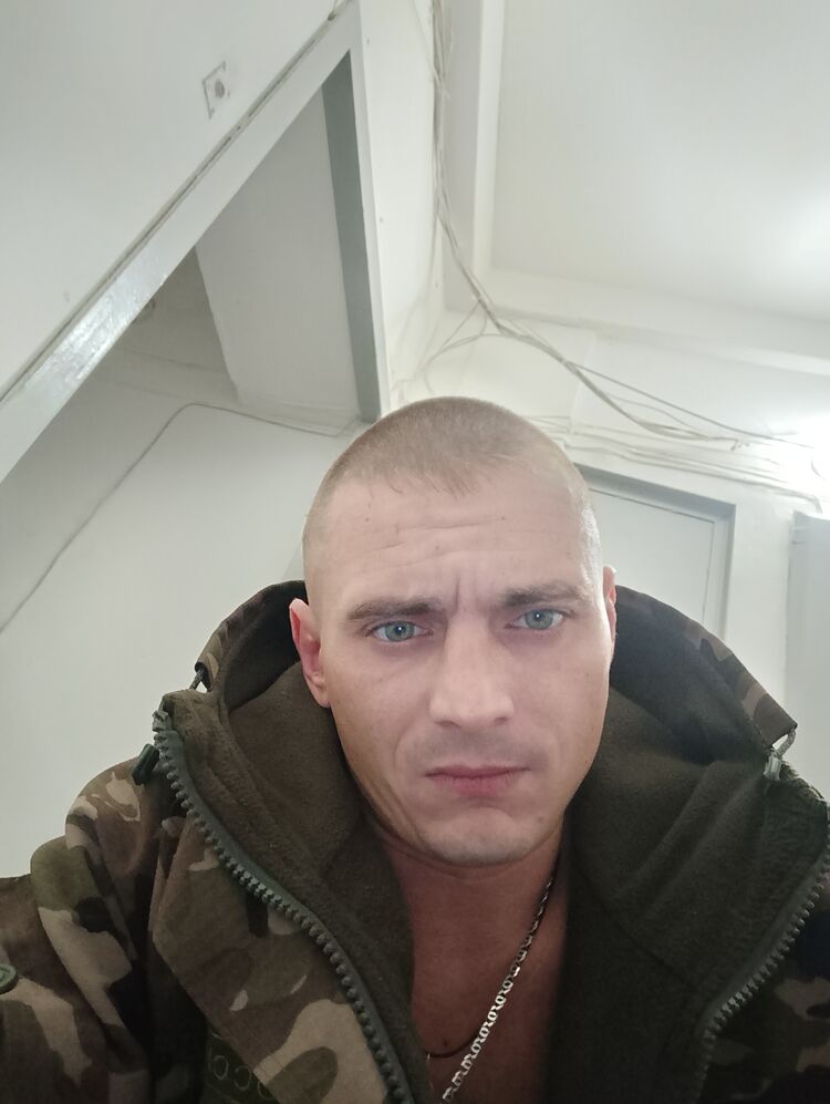  30776991  , 32 ,    