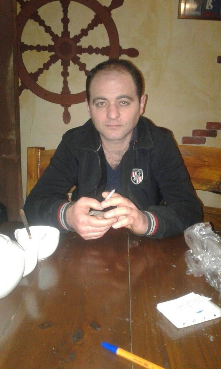  15985941  Edik, 41 ,    