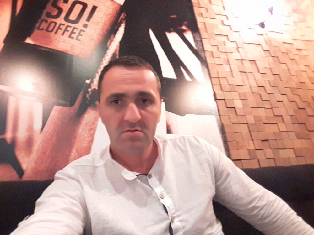  ,   Davit, 43 ,     , c 