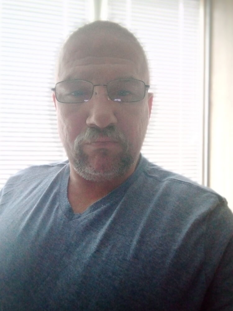  ,   Igor, 52 ,   ,   , c , 