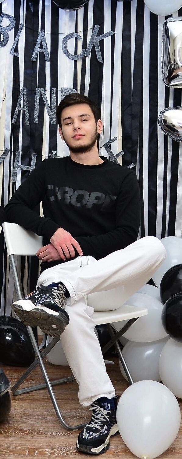  -,   Marat, 22 ,   ,   