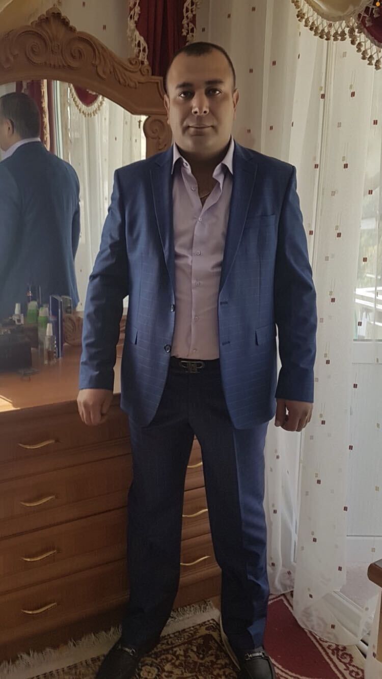  24227861  Ashot, 35 ,    