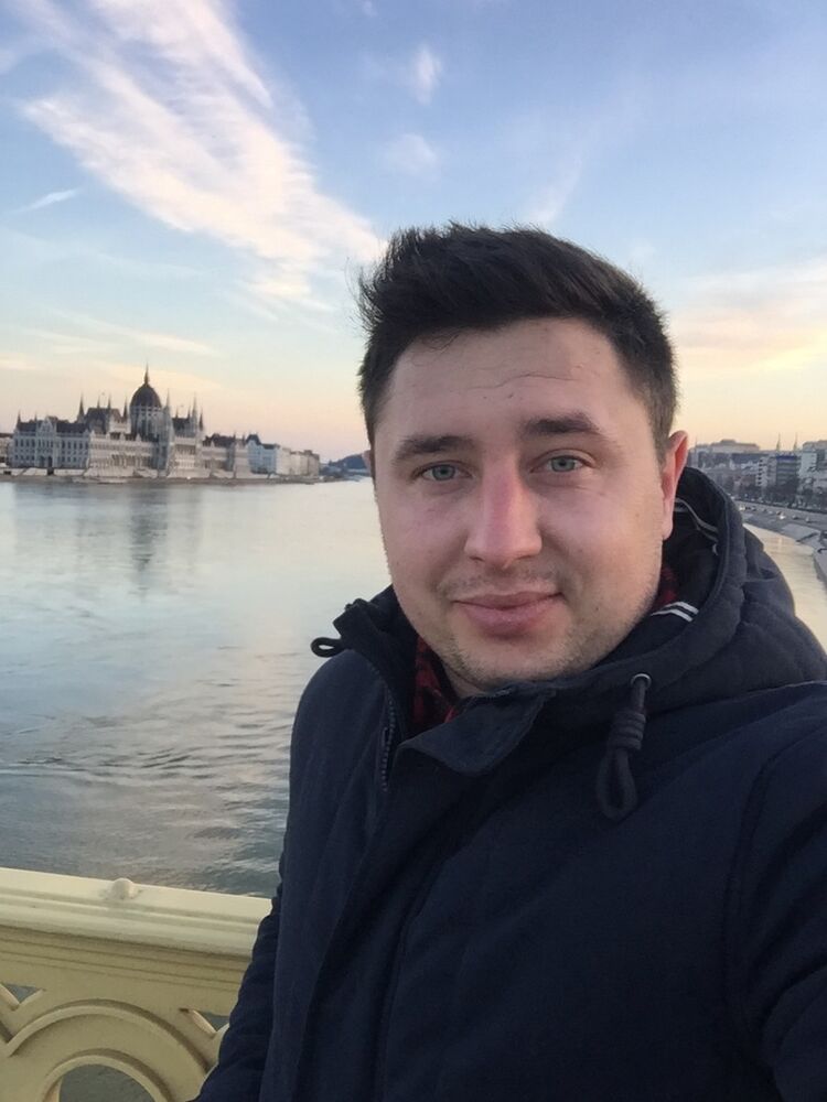  ,   Valerii, 35 ,   ,   , c 