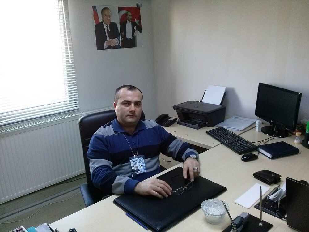  5742601  Serxan, 48 ,    