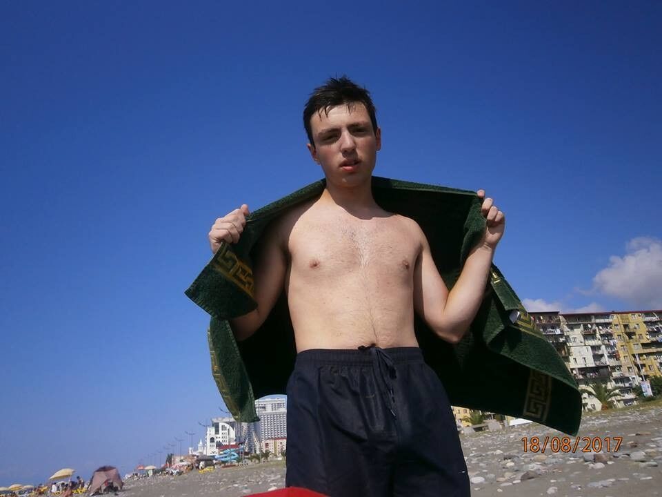  ,   Davitbog, 27 ,   