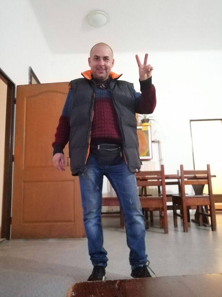  18433691  Vova, 44 ,    