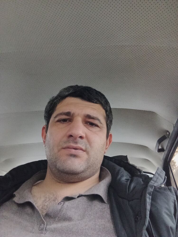  40479571  Vardan, 39 ,     