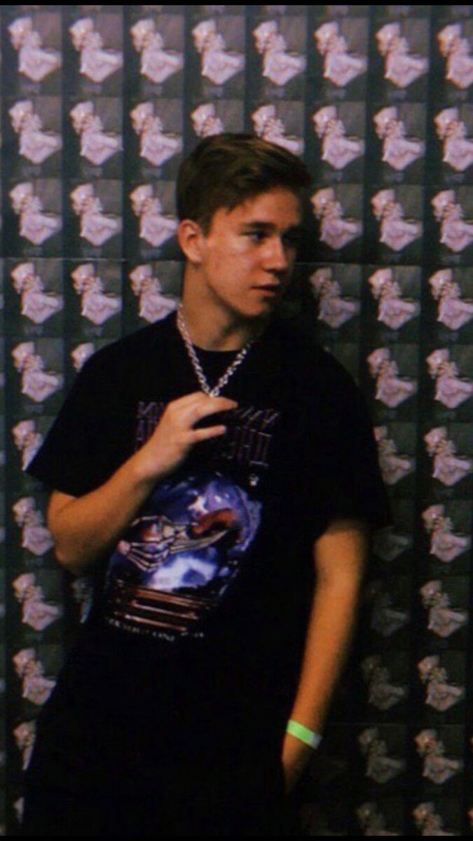 ���� 18763011 ����� ����, 24 ����, ���� ���������� � �����-����������