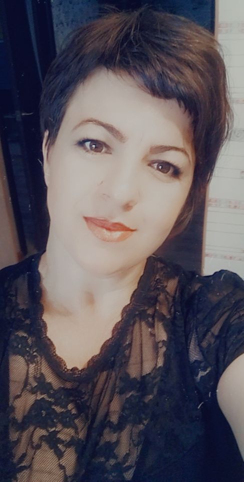  23953771  Olesia, 44 ,    