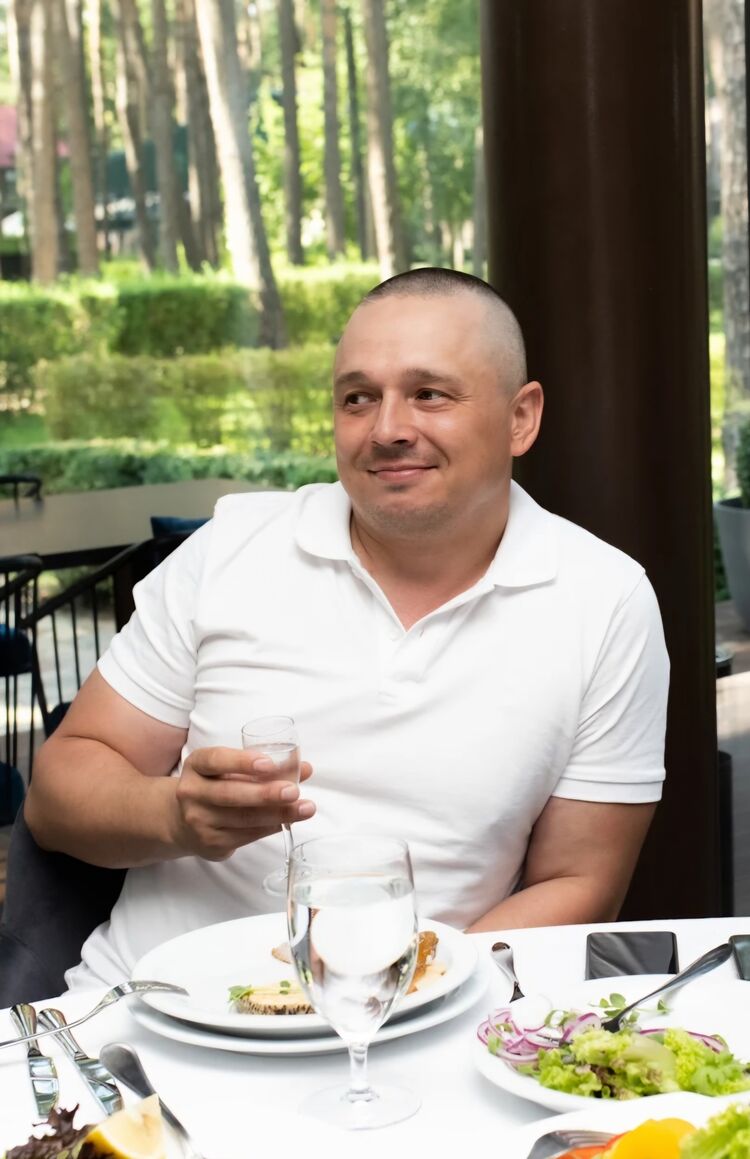 45724371  Volodymyr, 39 ,    