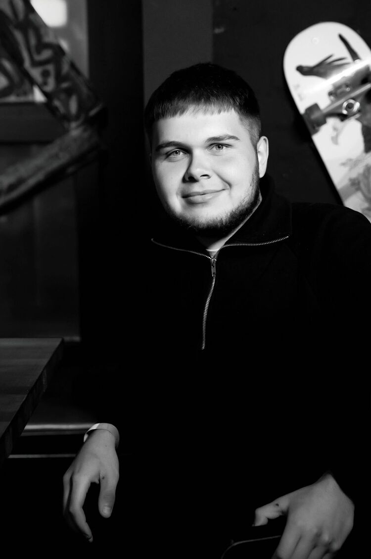  53055791  , 21 ,    --