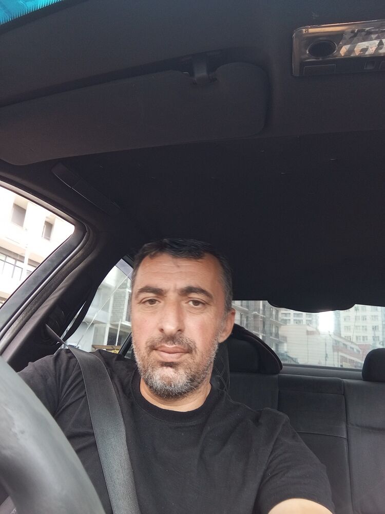  44643671  Temuri, 46 ,    