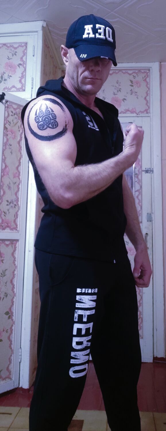  ,   Sergei, 40 ,   ,   