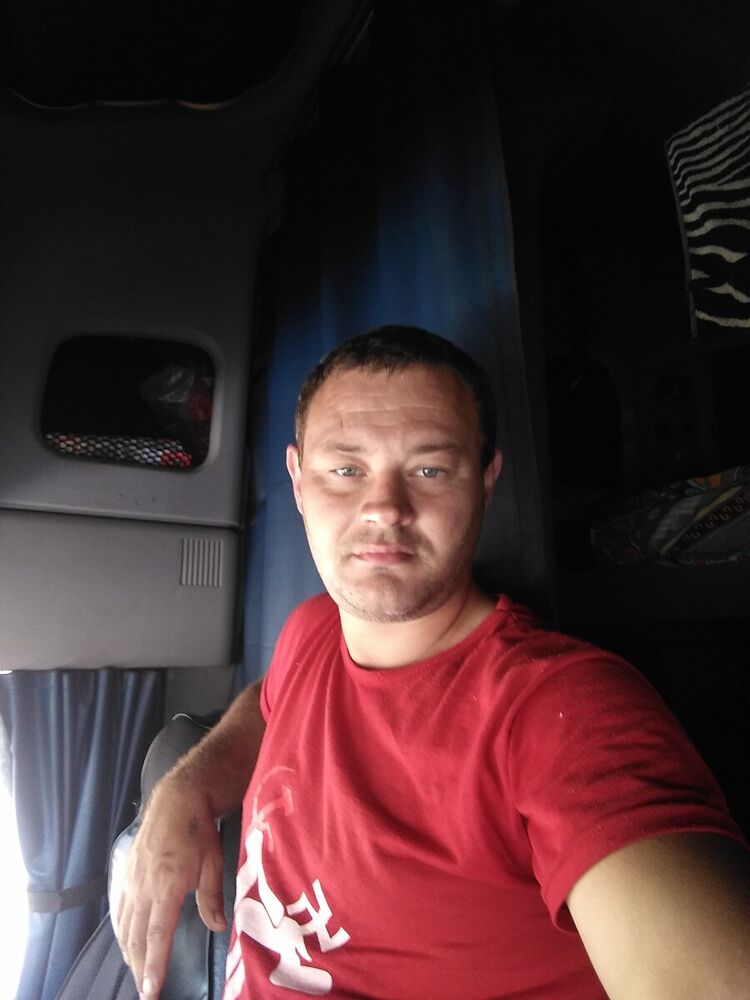  ,   Anton, 40 ,   ,   , c 