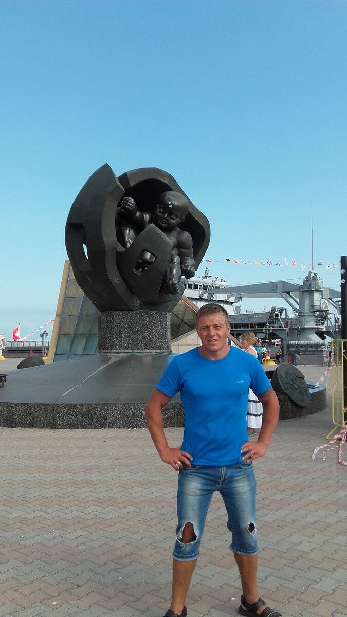  ,   Kostia, 45 ,   ,   , c 