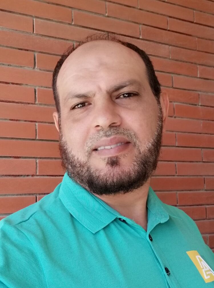  35066671  Mohamed, 51 ,    