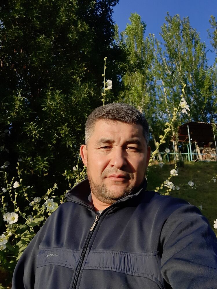  36258381  Ikrom, 44 ,    
