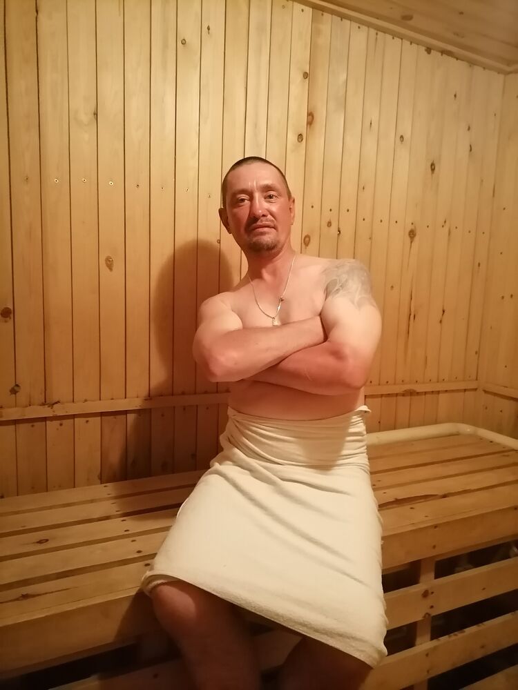  23330661  , 51 ,    