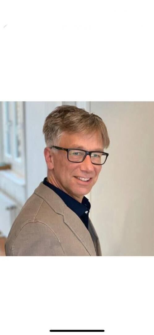  ,   Markus, 58 ,     , c 