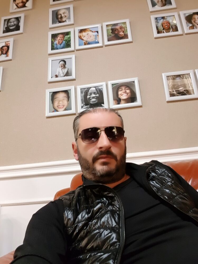  35786781  Irakli, 36 ,     