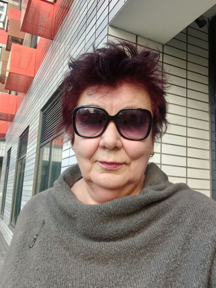  48986011  TATIANA, 70 ,    