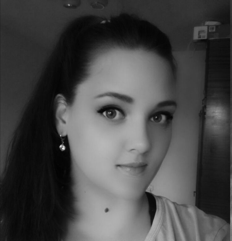  ,   Mila, 32 ,   ,   , c 