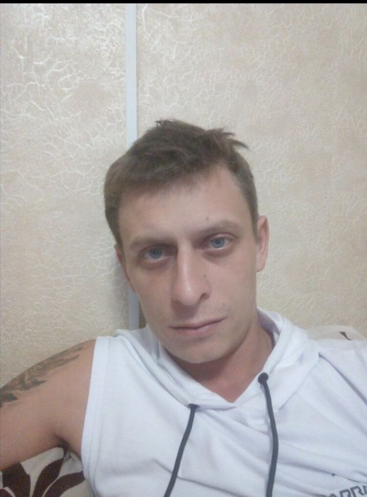  52412941  , 33 ,    