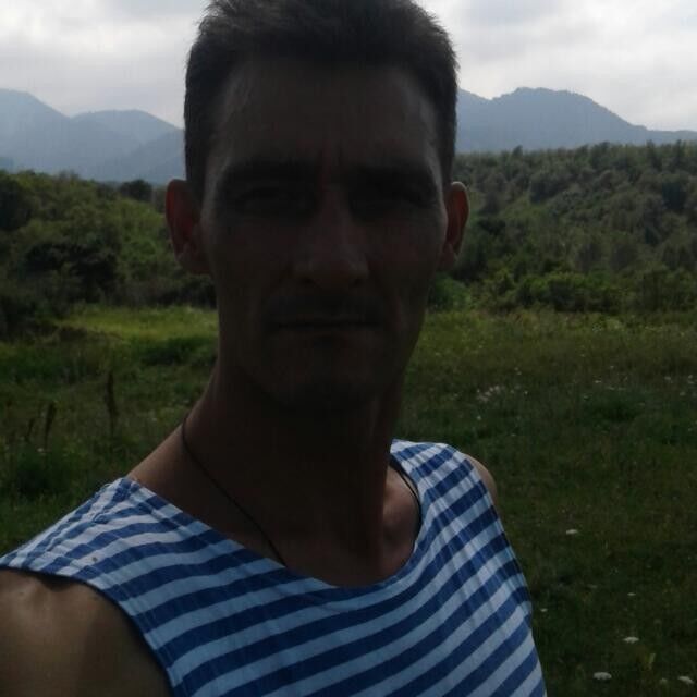  8805611  Evgenii, 50 ,    