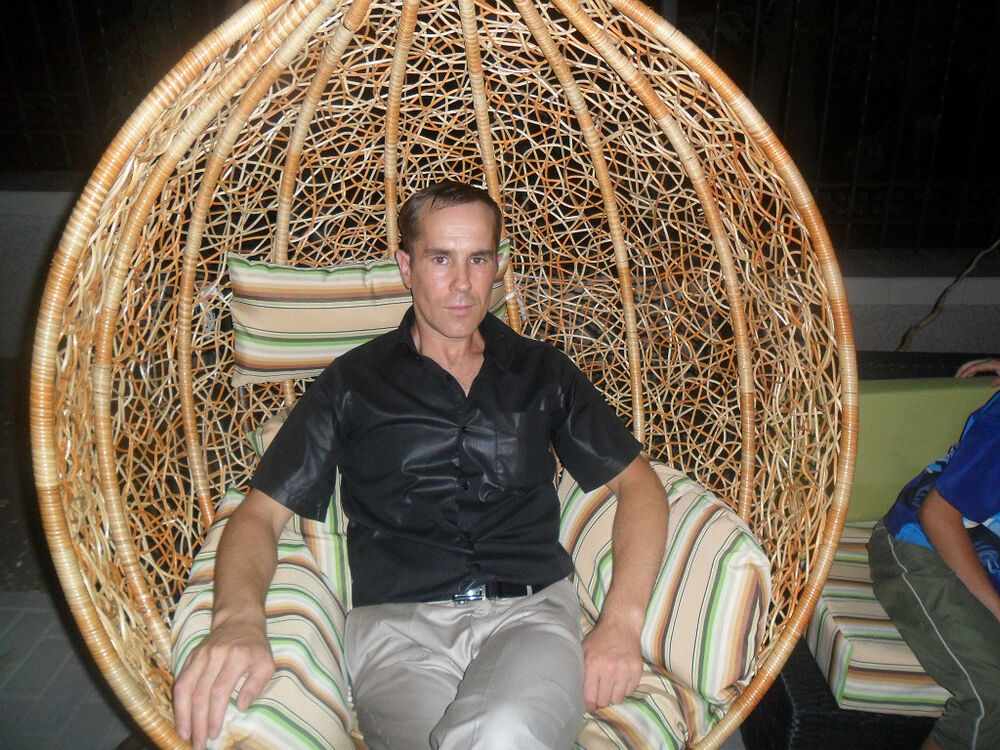  ,   OLEG, 44 ,  