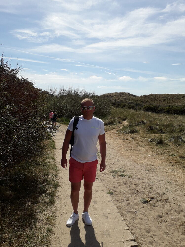  ,   Ramunas, 52 ,   ,   , c 