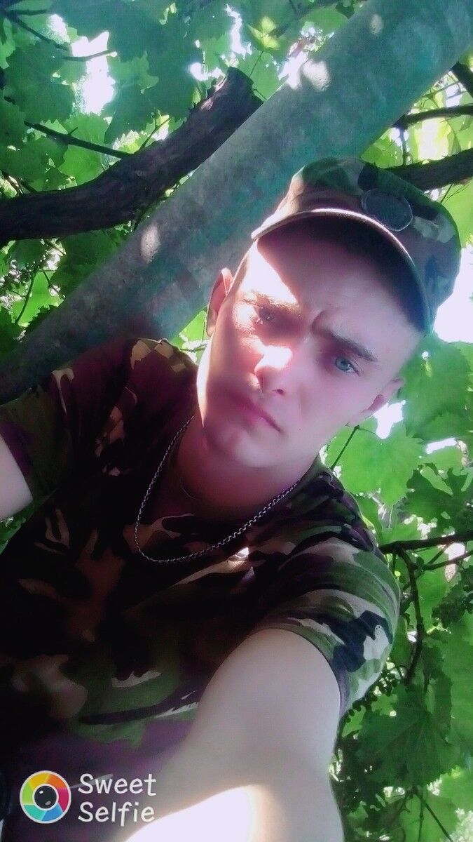  ,   Marcel, 25 ,   ,   , c 