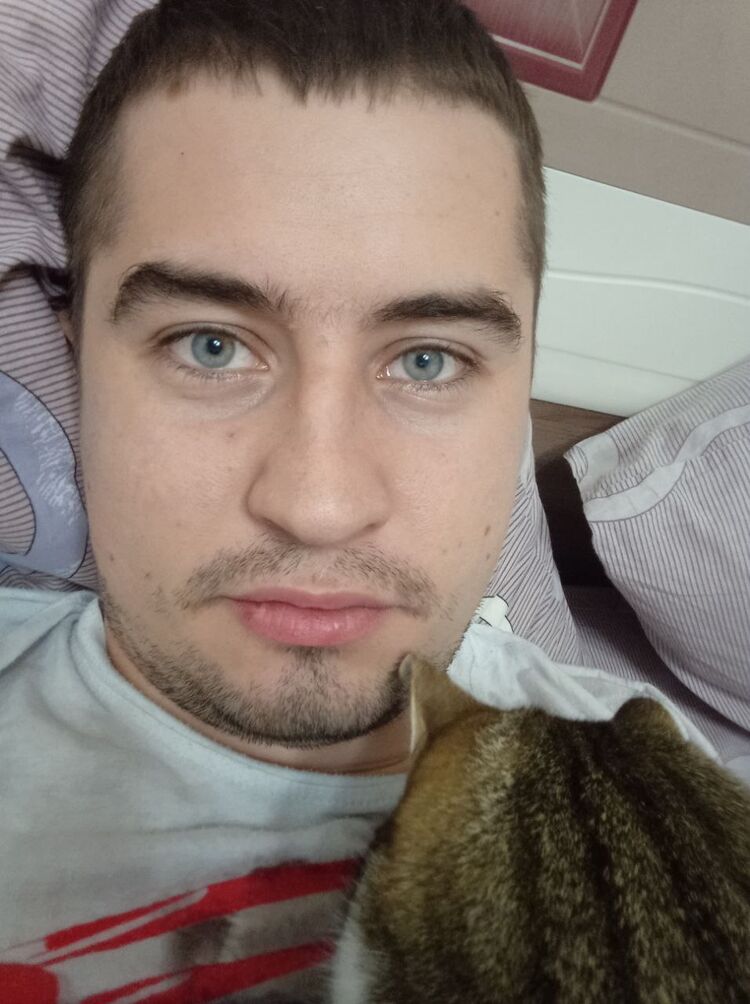 ���� 24202731 ������� ����������, 32 ����, ���� ���������� � ������