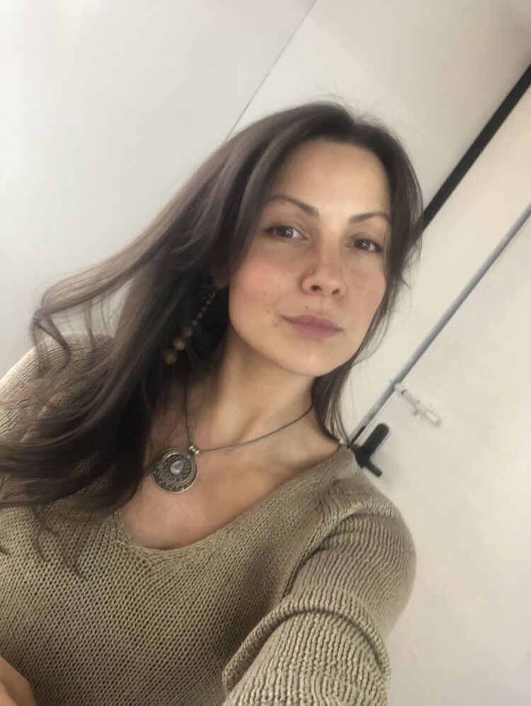  46049571  Kristina, 35 ,    