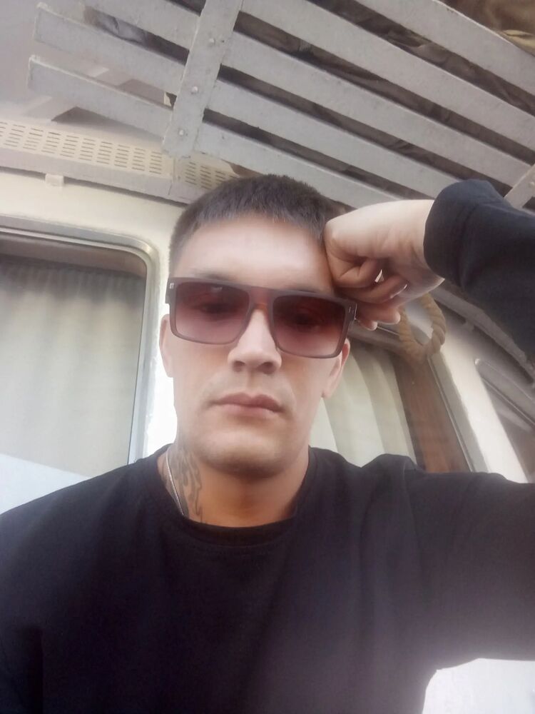  41511041  Vitaly, 34 ,    