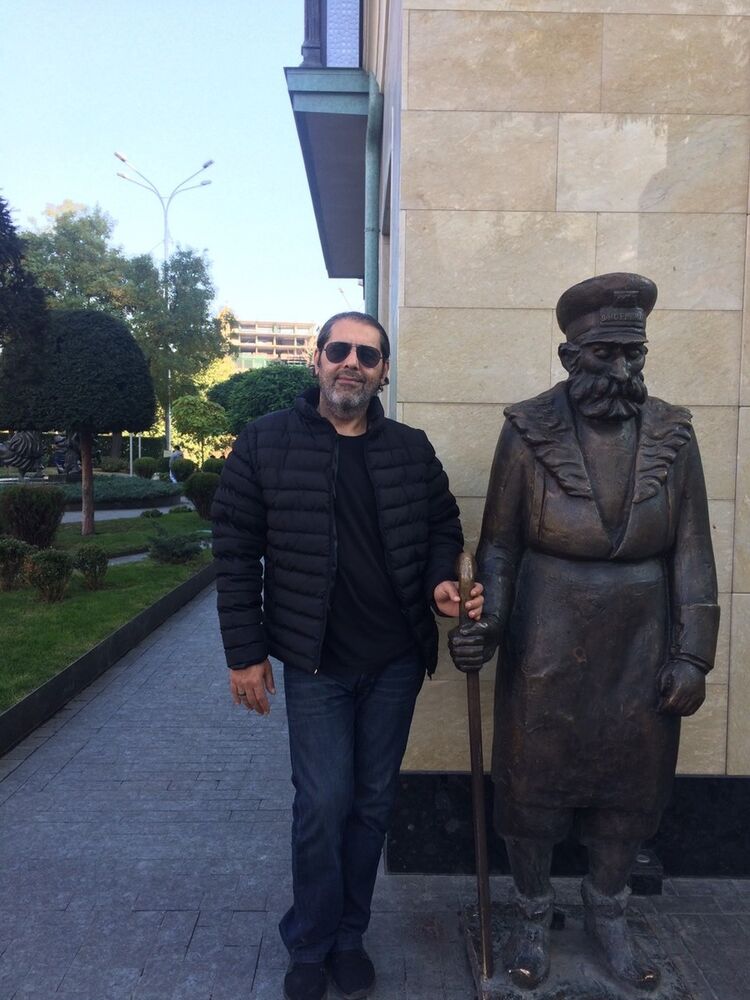  14764231  Anton, 55 ,    