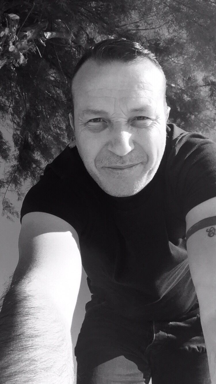 46229641  Cenk demir, 46 ,    