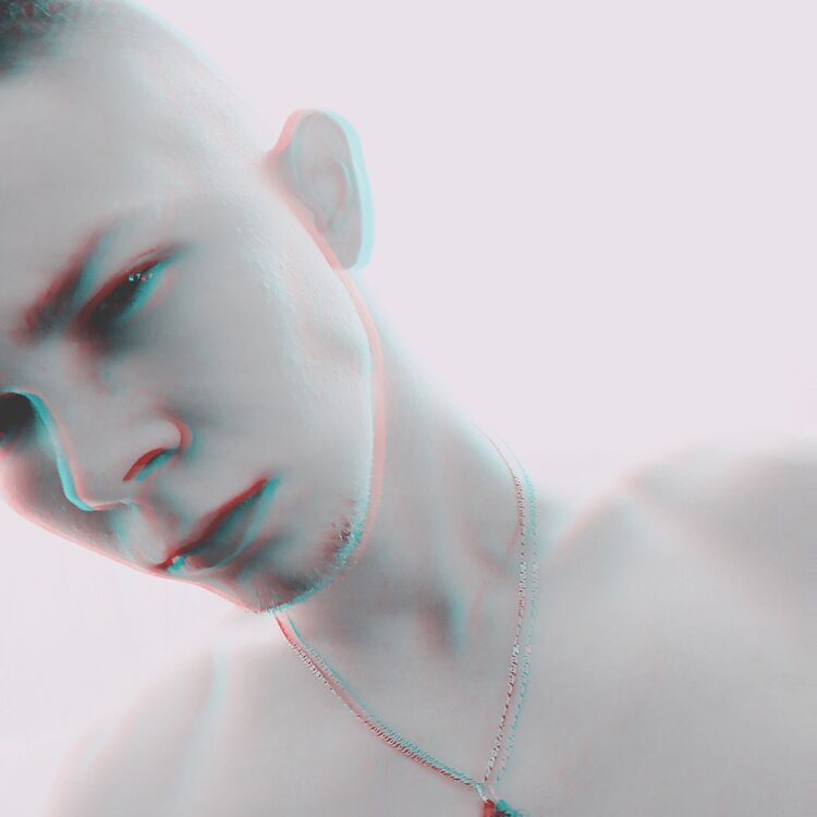  --,   , 24 ,   