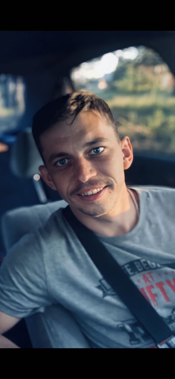  ,   Ulzik, 37 ,     , c 