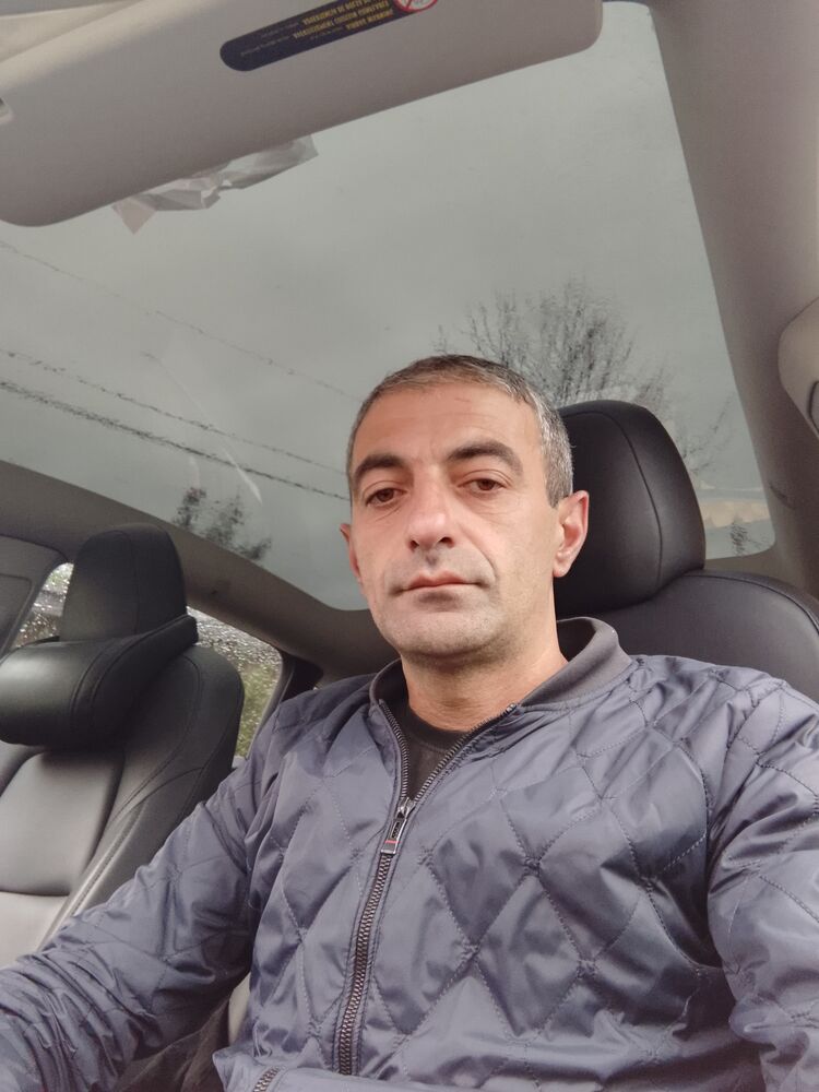  53108701  Arkadi, 42 ,    -